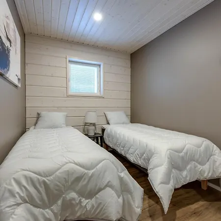 Hillside Incl Wifi, Sauna, Near The Golf Course Villa